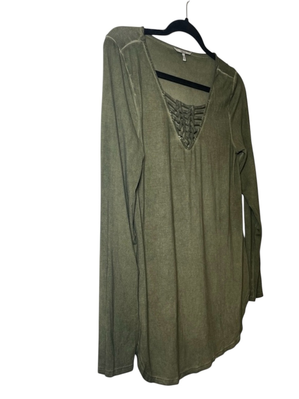 BKE Olive Green Long-Sleeve Crochet V-Neck Curved Hemline Top Size Small - Picture 8 of 10